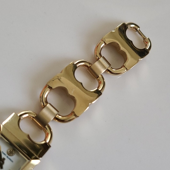 💥SEE NEW LISTING💥 Tory Burch Watch - Picture 11 of 16